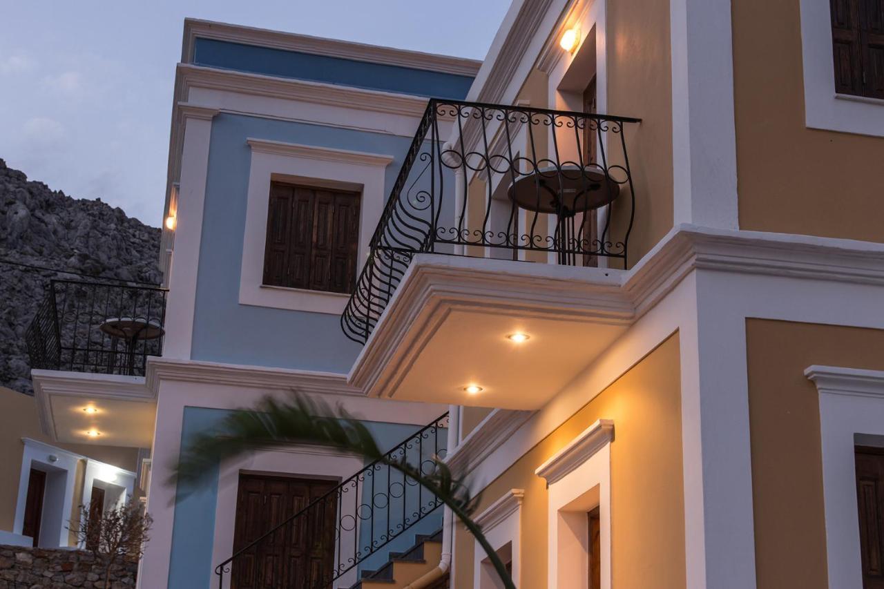 Captain George Apartment Đảo Sými Ngoại thất bức ảnh