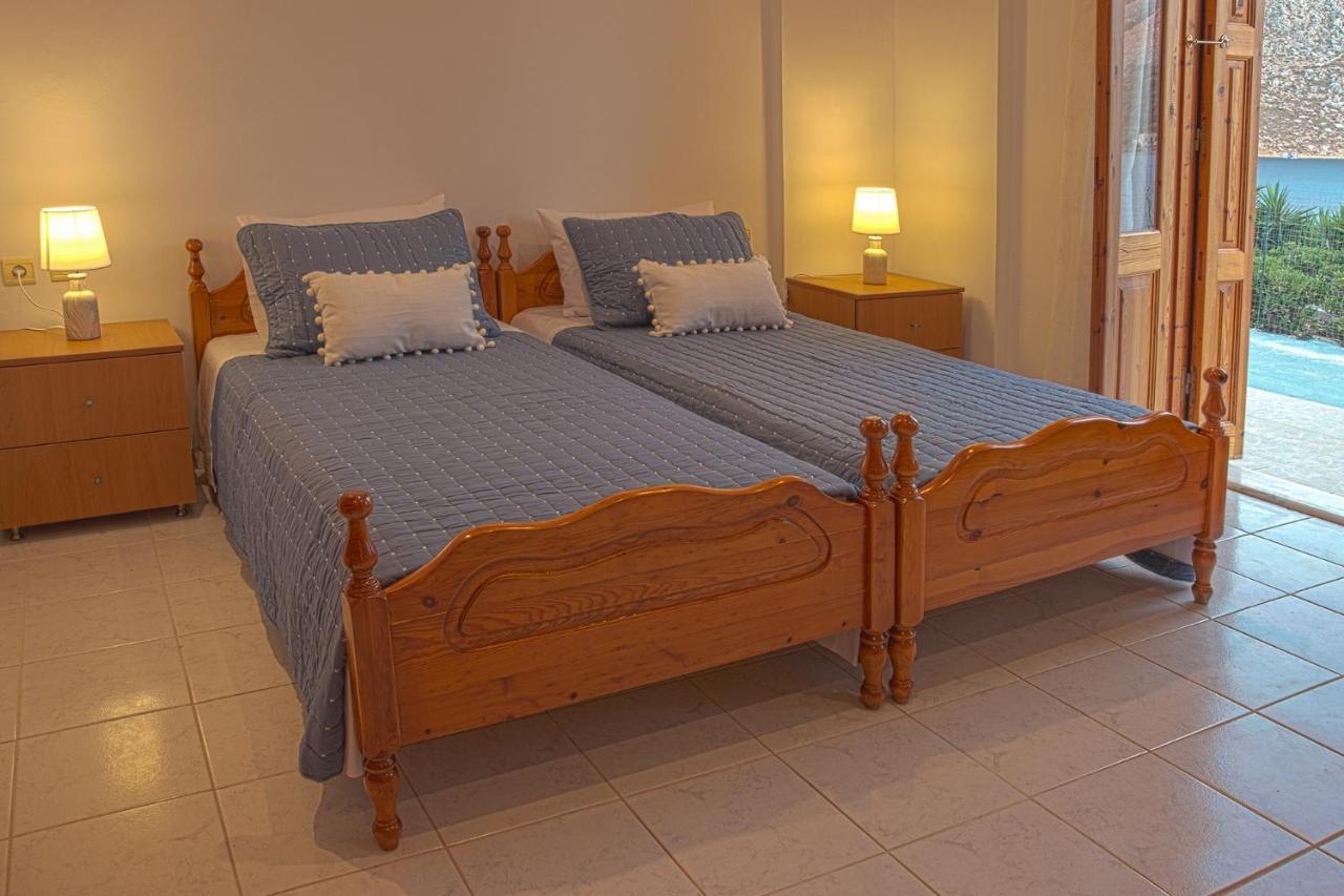 Captain George Apartment Đảo Sými Ngoại thất bức ảnh