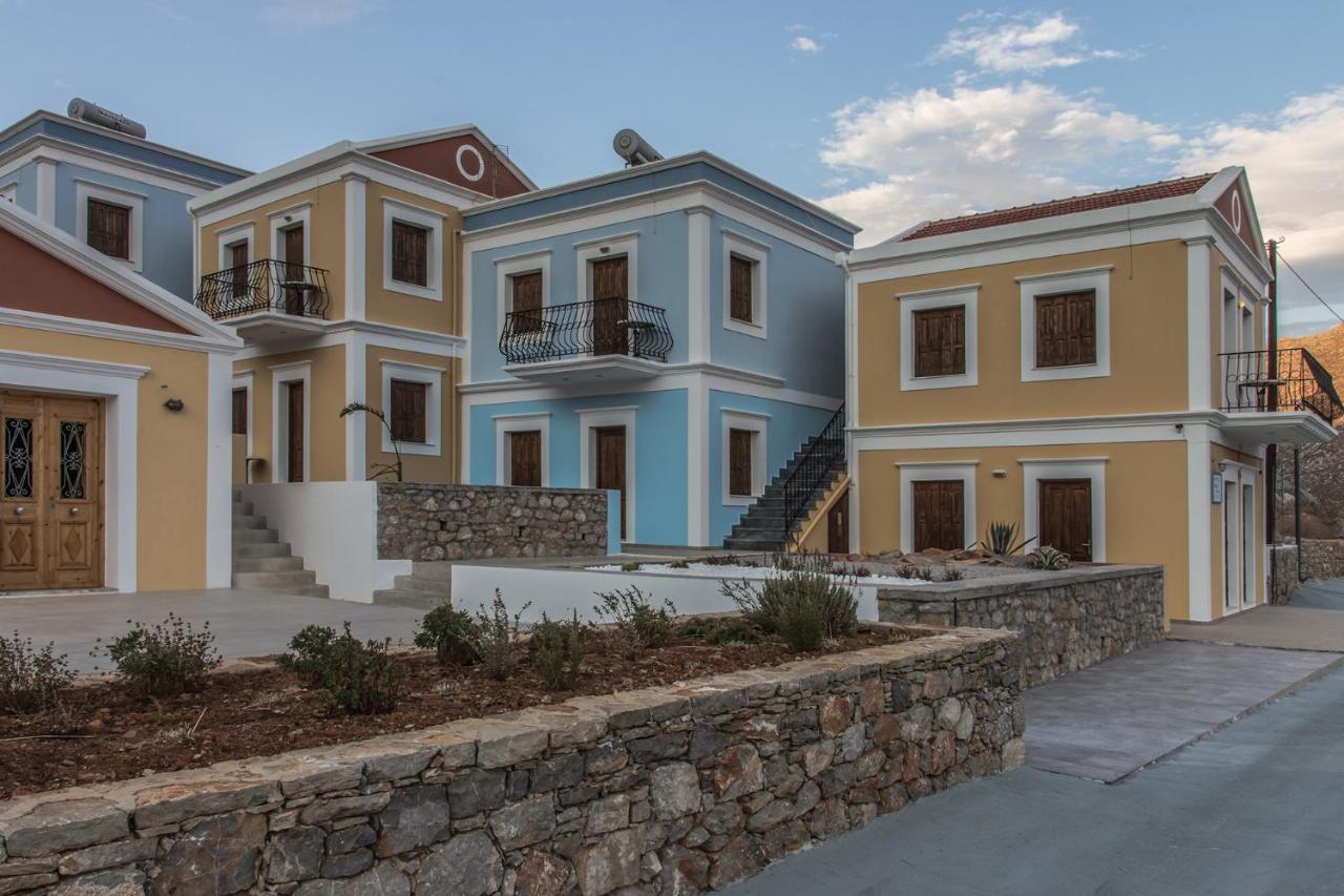 Captain George Apartment Đảo Sými Ngoại thất bức ảnh